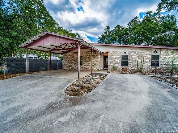 4th image of 1730 CONNIE DR