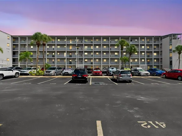 3074 Lake Bayshore Dr #O120, Bradenton, FL 34205