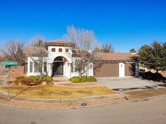2nd image of 524 Via De Los Arboles