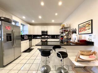 2429 N Albany Ave #1, Chicago, IL 60647