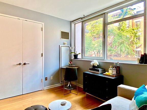 5th image of 350 W 53rd St APT 2E