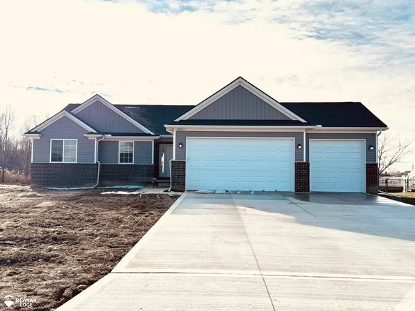 8359 Peninsula Cir, Grand Blanc, MI 48439