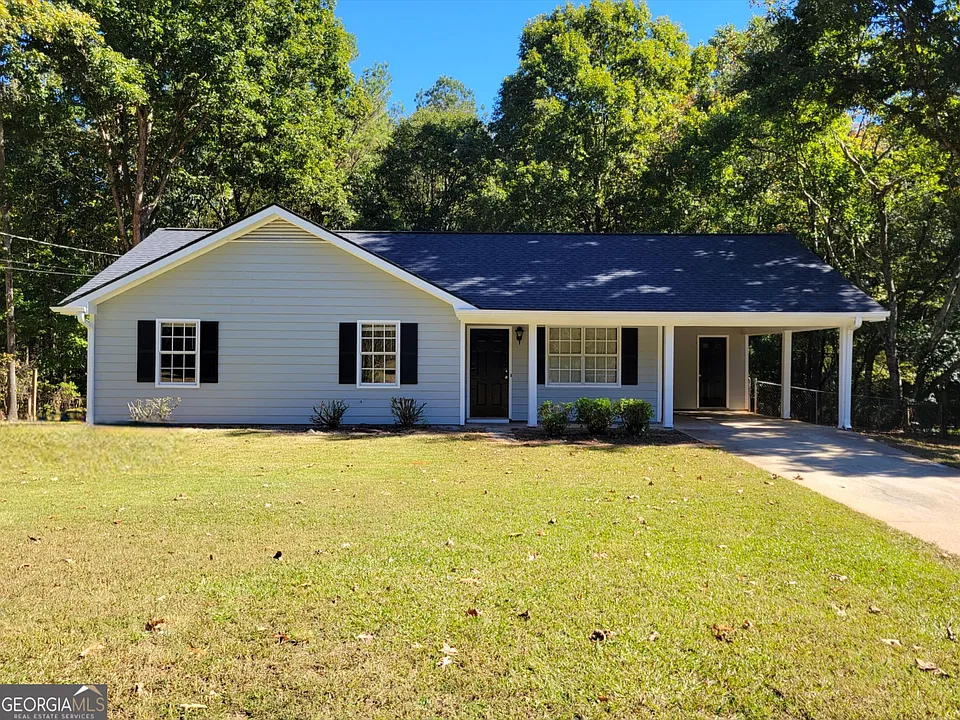 215 Brooks Ln