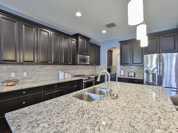 3rd image of 11712 Albatross Ln