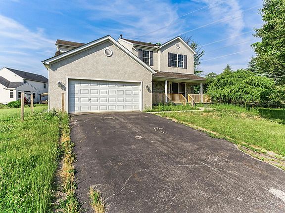 2nd image of 6351 Carriann Ct