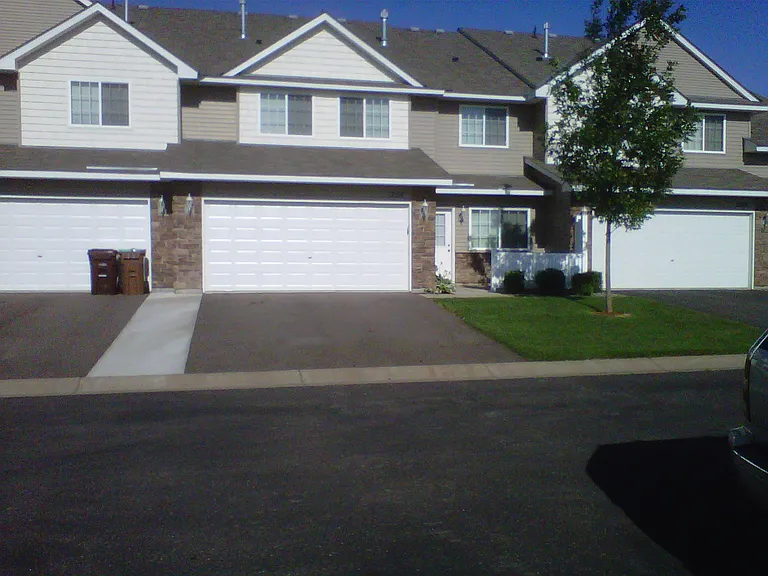 12114 61st St NE — Photo 1