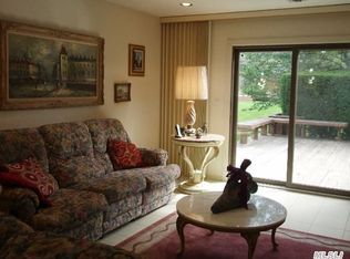 198 Scarlett Dr, Commack, NY 11725