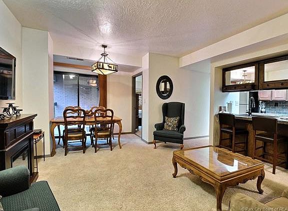 3rd image of 1445 Lowell Ave #4404