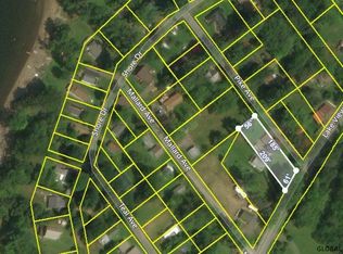 105 Pike Ave, Broadalbin, NY 12025