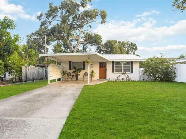 2417 BAY STREET, SARASOTA, FL 34237
