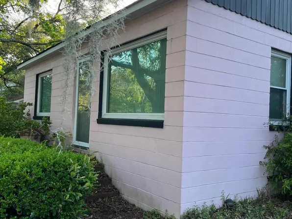 2066 Maybank Hwy, Charleston, SC 29412