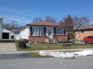 32 Lehigh Ct, Depew, NY 14043