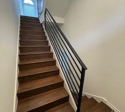2nd image of 4142 Herschel Ave #104