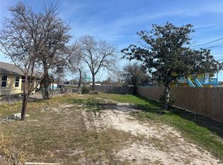 814 18th St, Corpus Christi, TX 78405