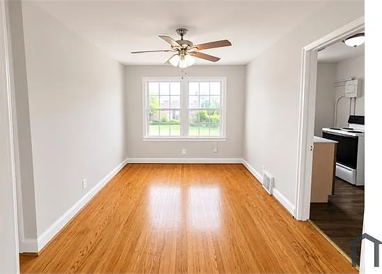 2 bed, 800 sqft, $900 — Photo 3