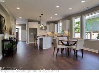 920 NE Sumner St, Portland, OR 97211