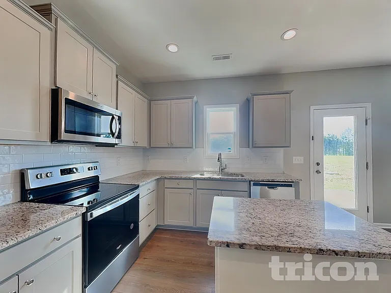 176 Olde Place Dr — Photo 5