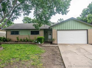 11612 E 28th St, Tulsa, OK 74129