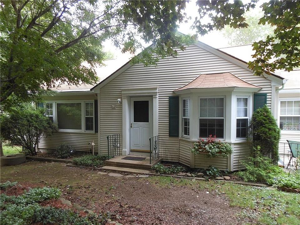1st image of 101 Winsor Ave