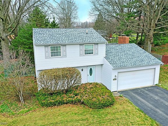 2nd image of 1756 Penny Ln