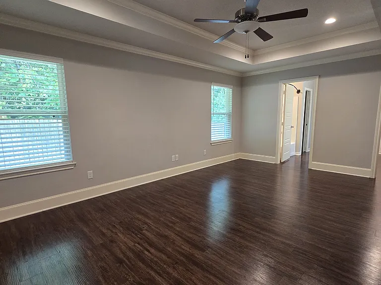 19866 Meadow West Ln — Photo 22