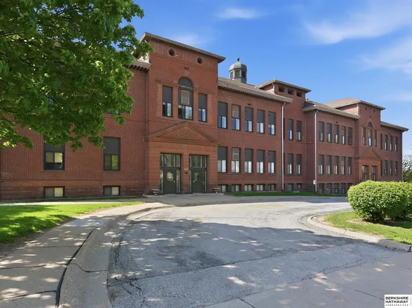 3401 Martha St APT 7E, Omaha, NE 68105