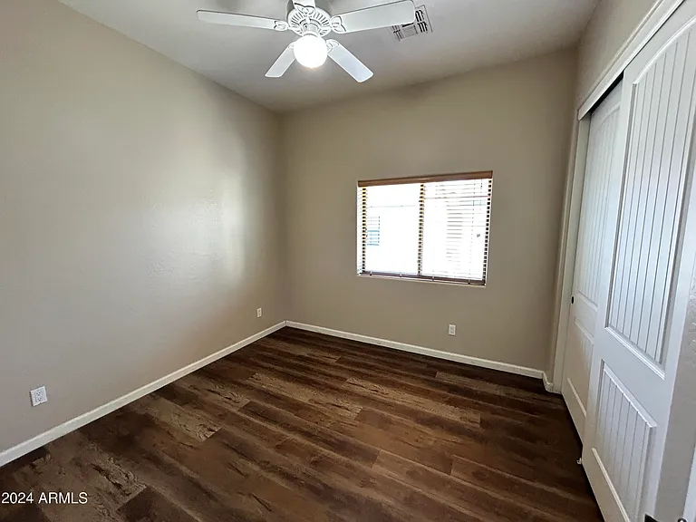 897 E Roma Ave #3 — Photo 14