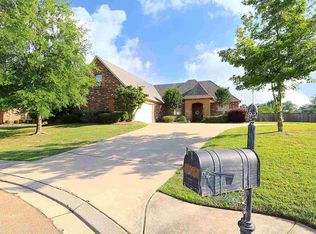 107 Perry Cv, Canton, MS 39046