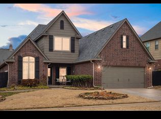 8813 E 119th St S, Bixby, OK 74008