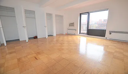 Rented by Manhattan Realty Group