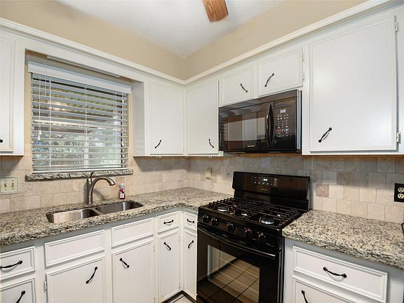 5th image of 4906 Fairmoor St