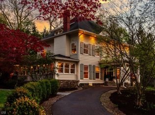 324 Morris Ave, Mountain Lakes, NJ 07046
