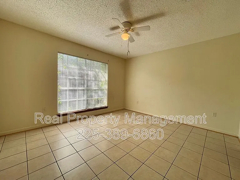10642 Stanley Aubin Ln #C — Photo 6