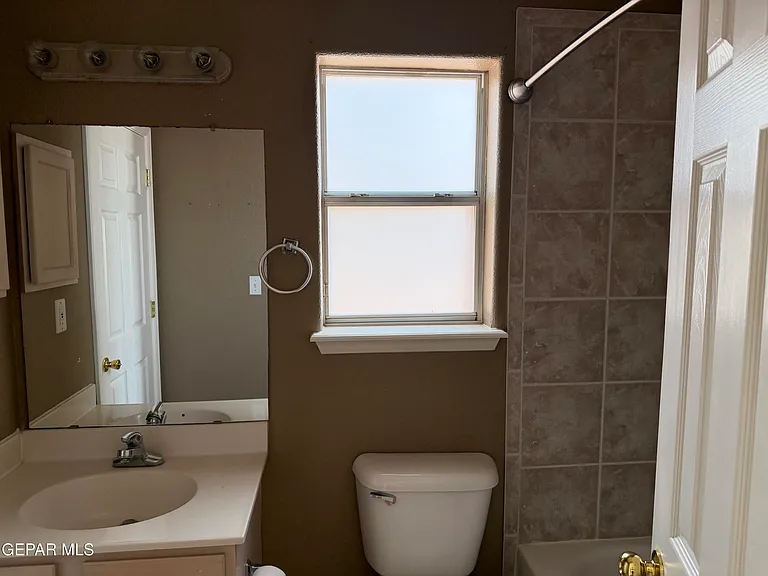 917 Tecate Pl — Photo 25