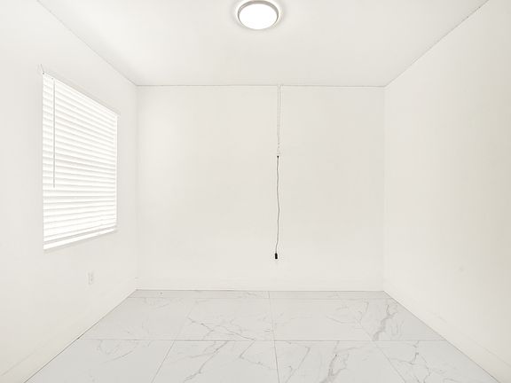 3rd image of 4 Sidonia Ave APT 2
