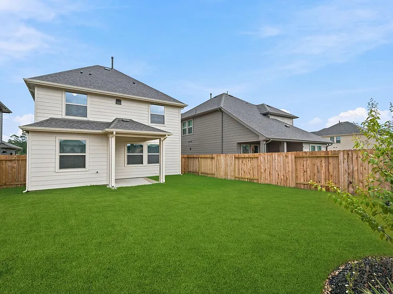18518 Karlynn St — Photo 30