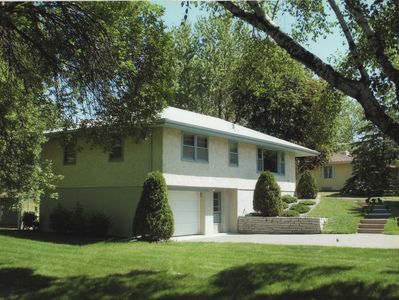 655 Linden St, Mendota Heights, MN, 55118