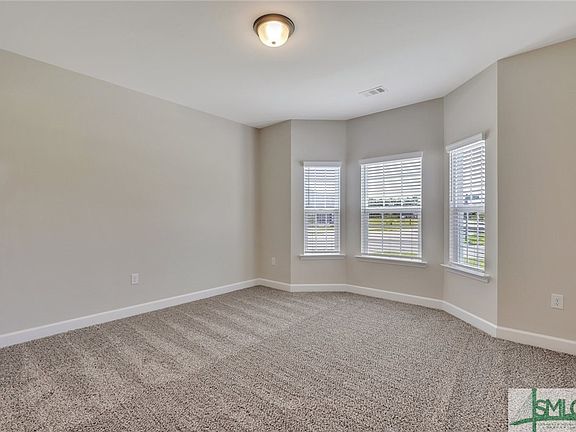5th image of 214 Alyssa Avenue