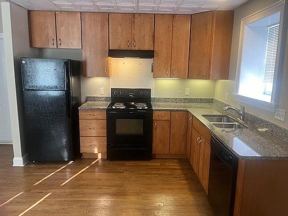 3rd image of 38 N Potomac St #4
