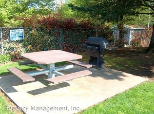 3050 NE 23rd St APT 13, Gresham, OR 97030