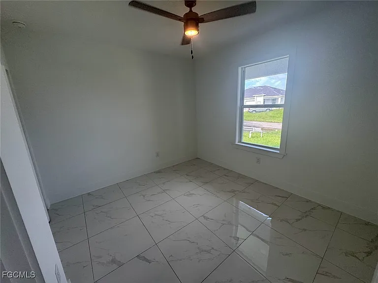 727 Gordon Ave S — Photo 7