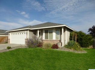 1512 S 15th St, Sunnyside, WA 98944