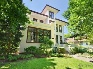 540 Judson Ave, Evanston, IL 60202