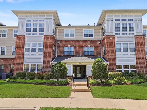 13220 Fox Bow Dr APT 104, Upper Marlboro, MD 20774