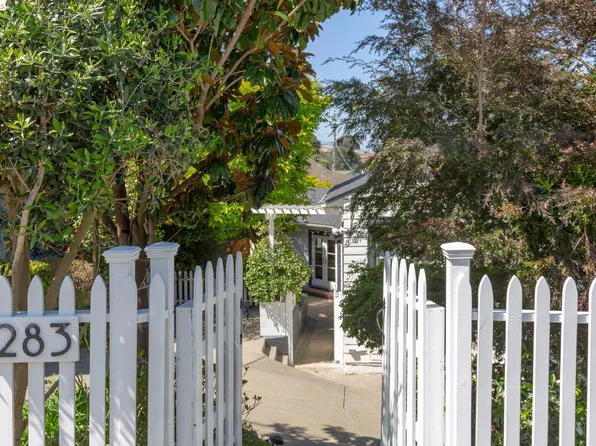 5283 Harbord Dr, Oakland, CA 94618