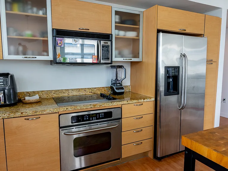 3180 Coral Way #1205 — Photo 16