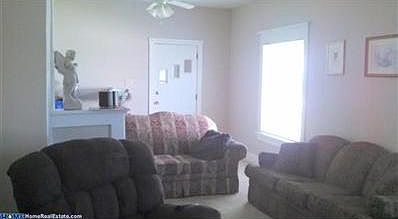 4th image of 6419 Ballard Ave
