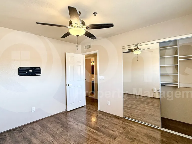 8995 E Aster Dr — Photo 11