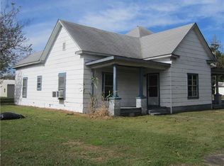 507 NW 2nd St, Stigler, OK 74462