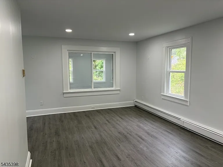 1104 Washington Ave — Photo 12